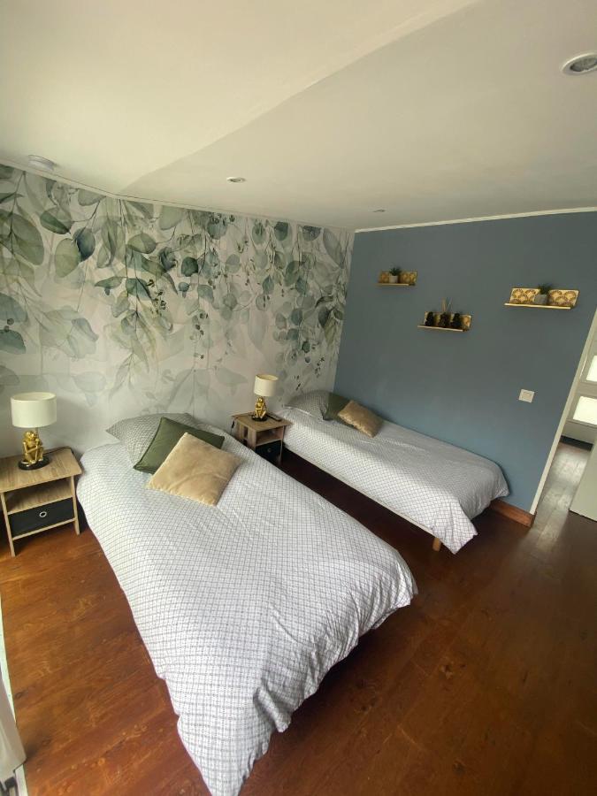 Studio 8 Sancourt  Luaran gambar