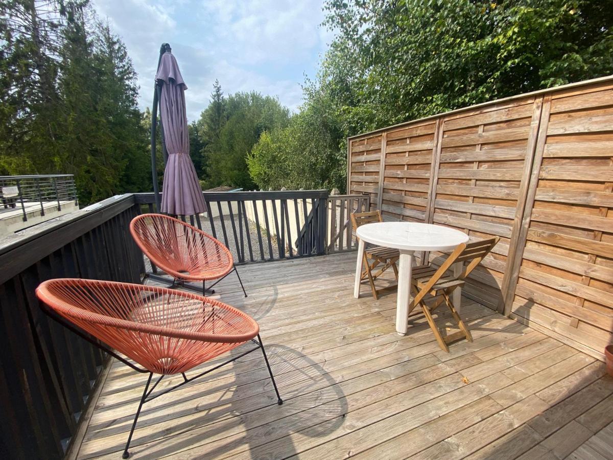Studio 8 Sancourt  Luaran gambar